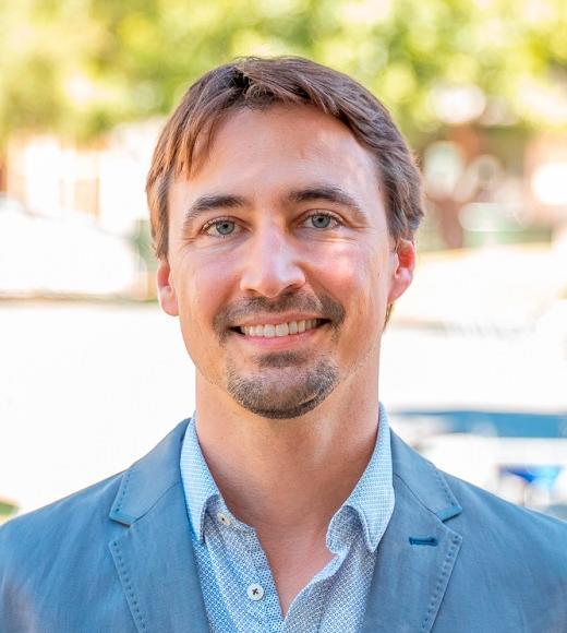 image of Prof. Munday